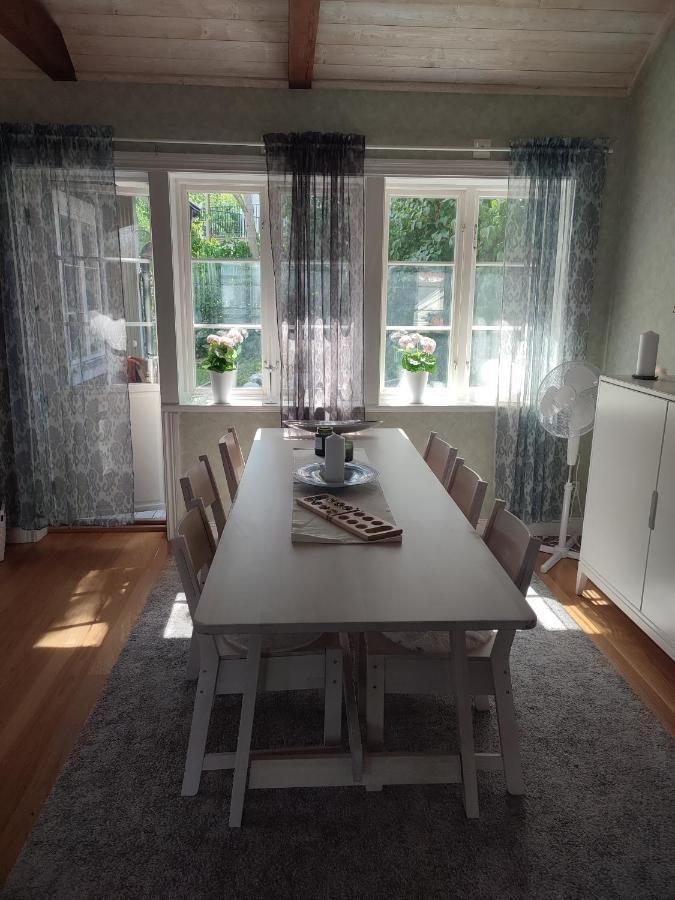 Villa I Norrtaelje Bagian luar foto