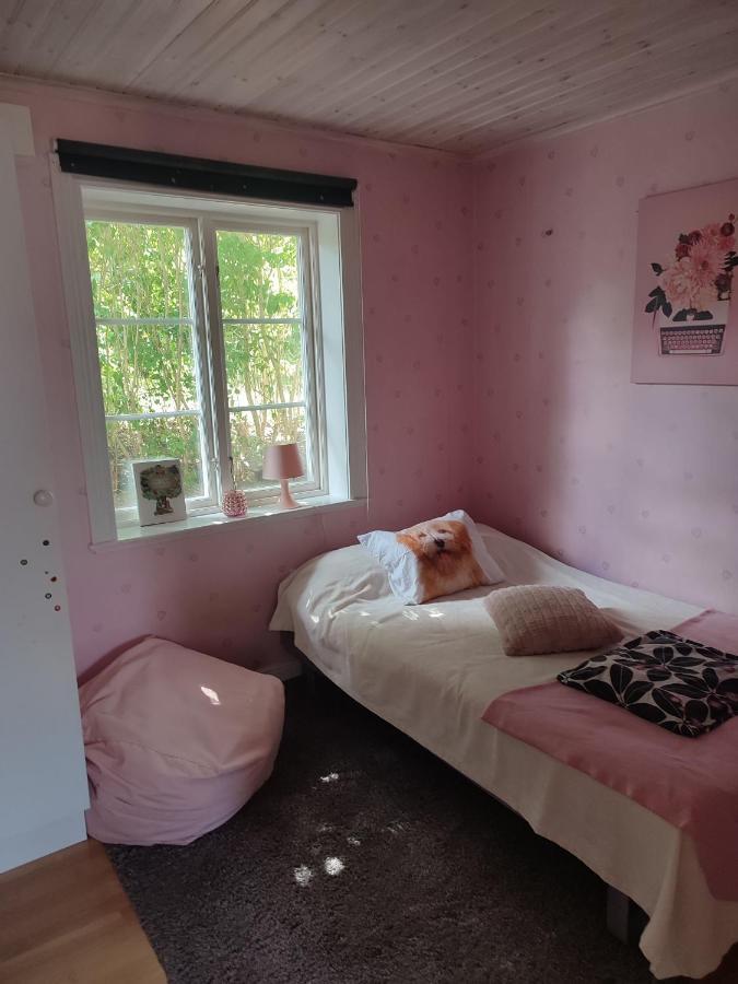 Villa I Norrtaelje Bagian luar foto